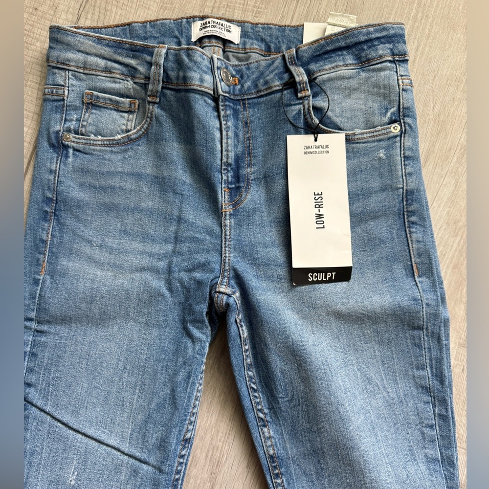 Zara low rise ankle jeans